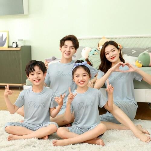 Family Matching Outfits Summer Casual Children Cotton Casual Boy Girls Homewear Solid Color Mom and Me Clothes Girl Outfits