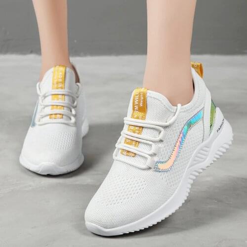 Pure Color Changing Reflective Mesh Fashion Womens Shoes Knitted Breathable Lightweight Sports Shoes Casual Platform Sneakers