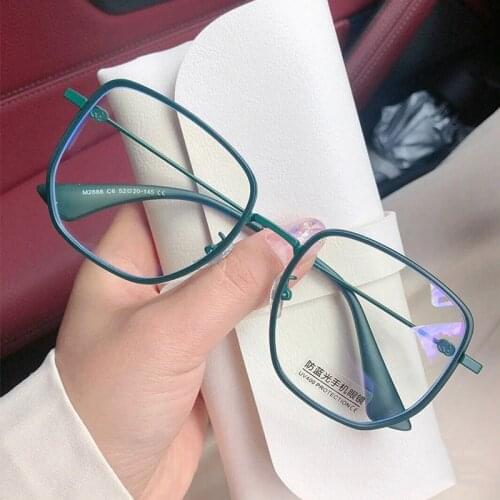 Fashion Square Anti-blue Glasses Women 2021 Vintage Green Eyeglasses Frame Female Optical Computer Spectacles Traveling Glasses