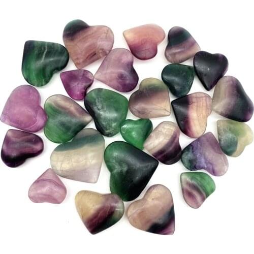 Drop Shipping 1pcs Natural Rainbow Fluorite Crystal Quartz Heart Carving Colorful Heart Love Stone Natural Stones and Crystals