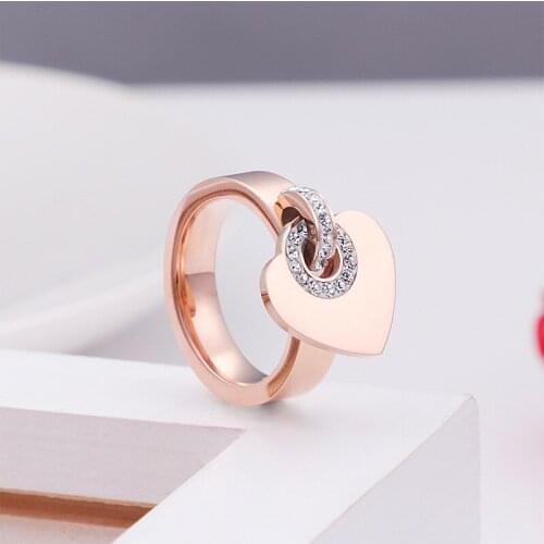 2021 new heart-shaped personality simple creative romantic titanium steel love ring accessories