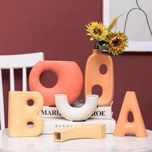 Nordic Style Morandi Ceramic Desktop Vase Ornaments Living Room Flower Arrangement Dried Flower Vase Home Decoration Accessories