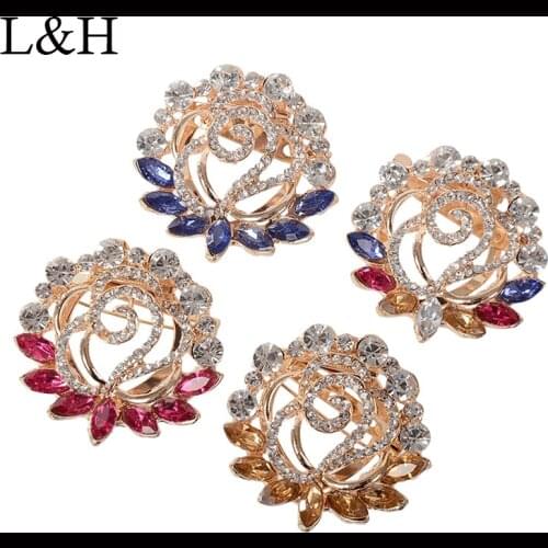 Vintage Crystal Rhinestone Flower Brooch Pins Romantic Wedding Bridal Jewelry Scarf Buckle Clothing Ornament For Women