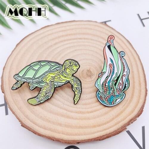 Creativity Personality Animals Undersea Creatures Turtle Jellyfish Enamel Pins Punk Alloy Brooch Badge Accessories Woman Jewelry