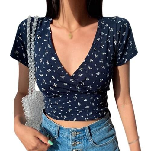 Korean Style Summer Tee Tops Floral V-Neck Sexy Fashion Slim Open Navel Short Sleeve T-Shirt