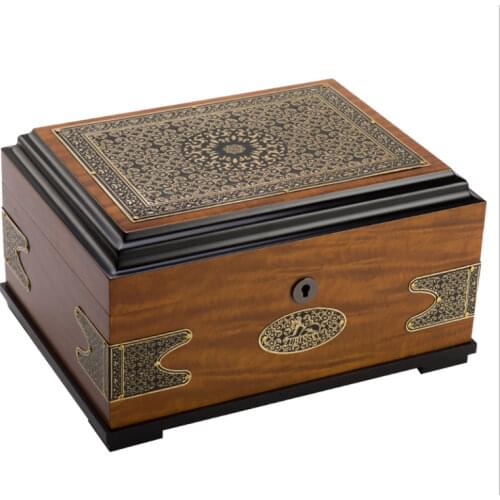 Cedar Wood Cigar Travel Humidor Box Bronze Strips Cigar Case Hygrometer Cigar Humidor Box Cigar Moisturizing Device