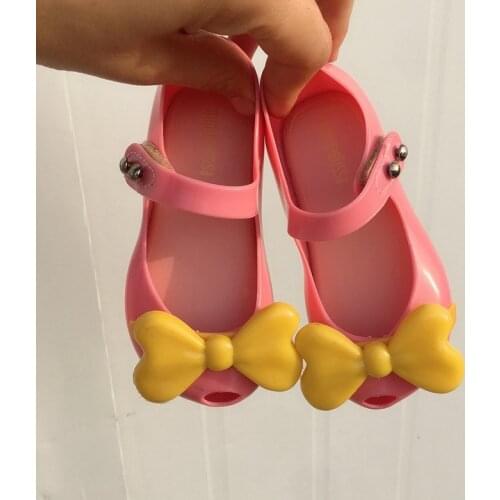 New 2021 Childrens Candy shoes Princess Mini melissa Jelly shoes Fashoin Bowknot Sparkle Candy shoes Girl Beach shoes copyMN043