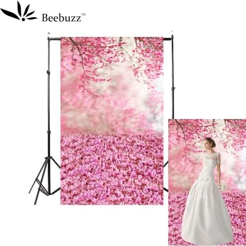 Beebuzz photo backdrop pink petals fall photophone petals fall and scatter romantic patterns on the floor