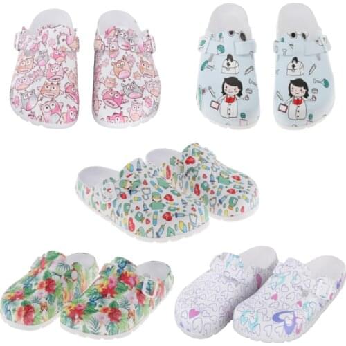 Medical Shoes EVA Non-slip Laboratory Doctor Clogs Non-slip Nurse Clogs Surgical Shoes Casual Beach Adjustable Work Slippers