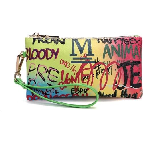 2021 New Graffiti Woman Bag Fashion Zipper Small Square Bag Outdoor Lady Handbag Portable Coin Purse