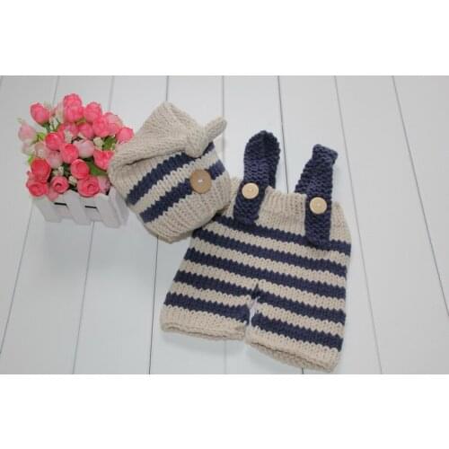 Free shipping, Baby Pixie Elf Hat with shorts baby sets,Newborn Baby boys Stocking Caps perfect for photo props size:0-1m,3-4m