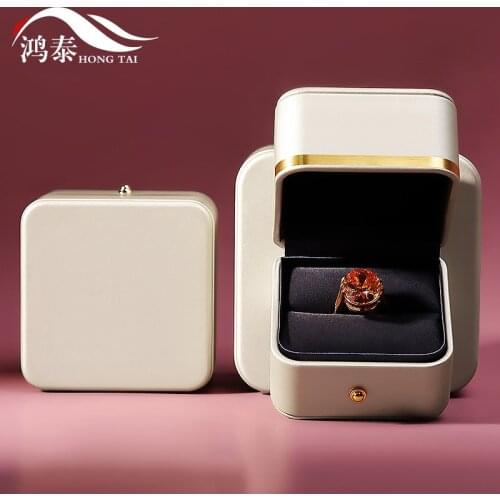 Jewelry Packaging Box Jewelry Box Creative Proposal Ring Box Pendant Bracelet Box Gift Box can be customized