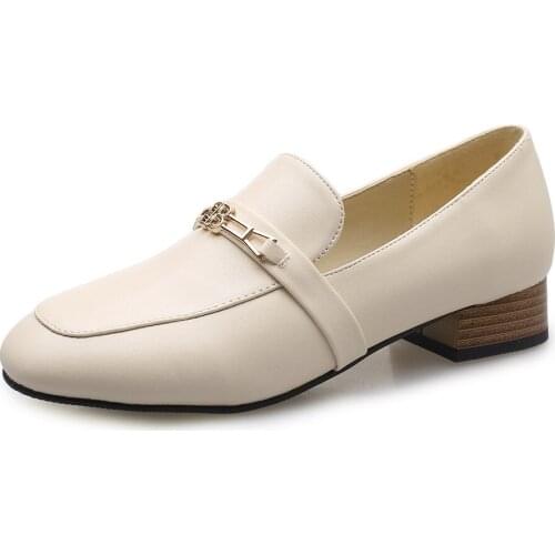 Early spring of 2019 the new low with square with square head light mouth leisure comfortable single female shoe code 40-43