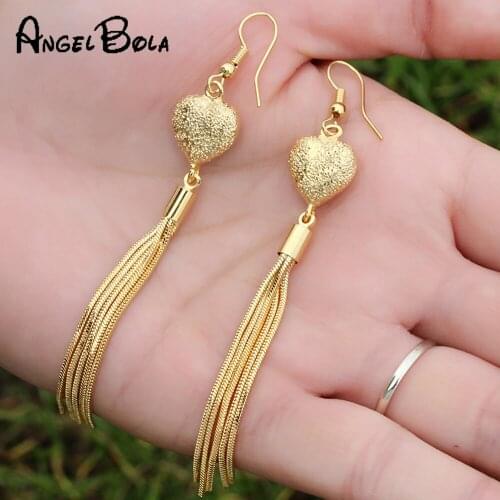 2021 Fashion New Design 18K Gold Heart-shaped Tassel Womens Long Charm Earrings Party Party Wedding Jewelry Earrings