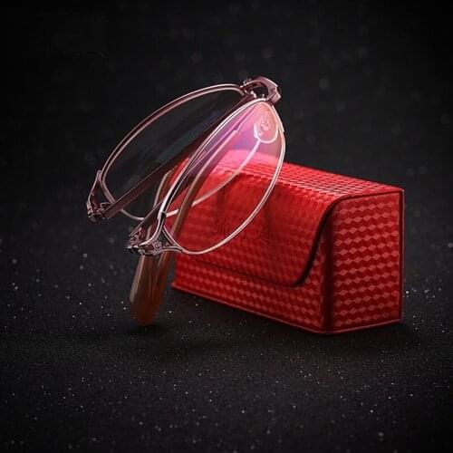 Udarnik Women's Glasses And Cases