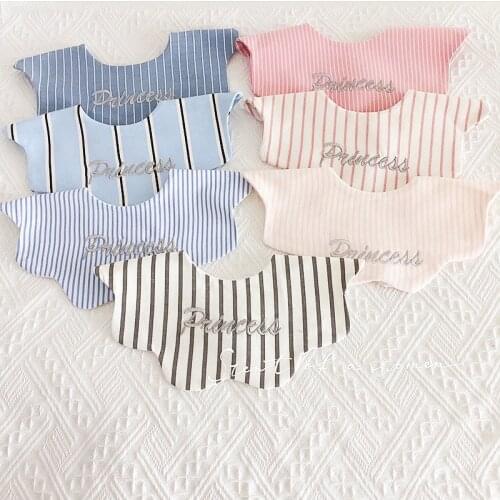 INS Korean Cotton Baby Bibs Stripes With Embriodery Wavy Cartoon Saliva Towel Pocket 0-2 Years Burp Cloths Kids Accessories
