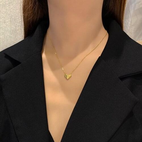 Love Necklace for Women 2021 New Korean Fashion Trend Niche Design High Sense Clavicle Chain Simple Temperament Necklace Jewelry
