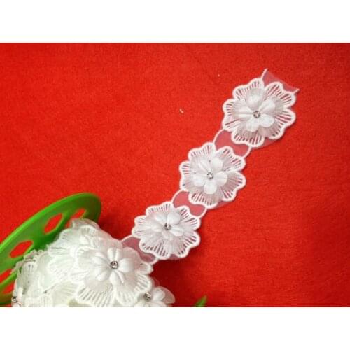 50 Pieces 5cm Off White 3d Lace Appliques Embroidery Handmade Rhinestone Lace Flowers Lace Patches for Wedding Dress Garments