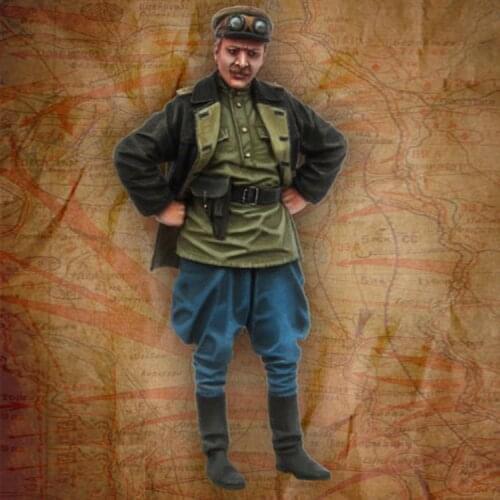 1/35 Soviet tankman, Resin Model Soldier GK, World War II military theme, Unassembled and unpainted kit