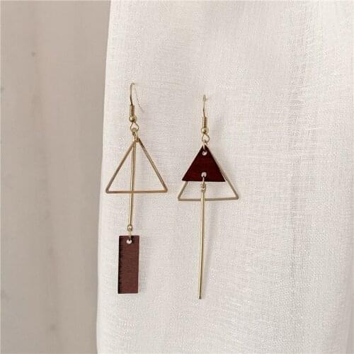 Vintage Wooden Asymmetric Triangular Earrings Long Personality Fashion Stud Earrings Women Jewelry Accessories Wholesale
