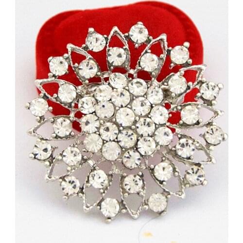Top Quality Clear Crystal Flower Brooch Elegant Women Fashion Detailed Diamante Bouquet brooch Pins