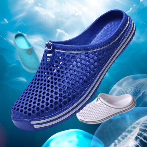 2021 Sandals for Women Men Breathable Beach Shoes Fashion Garden Clog Aqua Shoes Trekking Wading Size 36-45