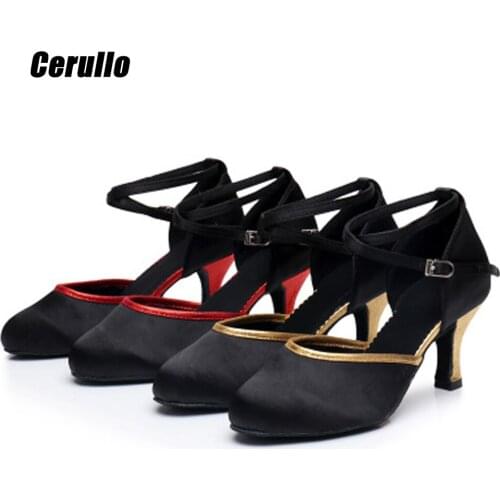 The new soft bottom comfortable modern dance shoes hollow breathable summer square dancing shoes with the Latin Waltz A303
