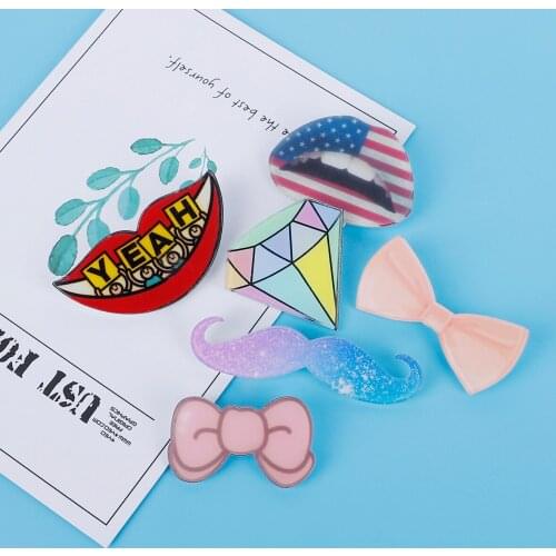 Cartoon 1pc USA Flag Lips Badges 3D Acrylic Bowknot Diamond Pin On Brooch Fashion Pins Badge Cheapest