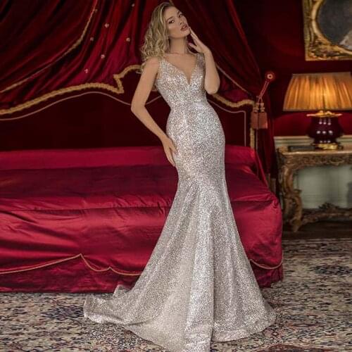 Sexy Shiny Sequined Mermaid Evening Dresses Long V Neck Backless Evening Party Gown Sleeveless Silver Formal Prom Dress
