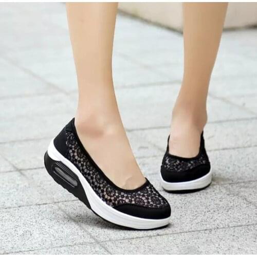 Womens fashion new Mesh Shoes Spring and Summer Female Cool Net Shoes Breathable Lace Shake Women Footwear Casual Shoes