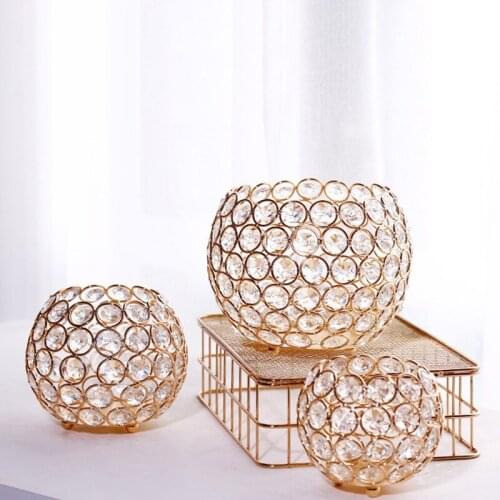 Candle Holder Nordic Light Luxury Iron Crystal Ball Aromatherapy Candle Holder Creative Wedding Hollow Decoration