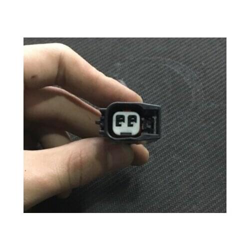 Second hand for Volvo S60 V60 C30 S80 XC90 XC60 S80L injector plug original car