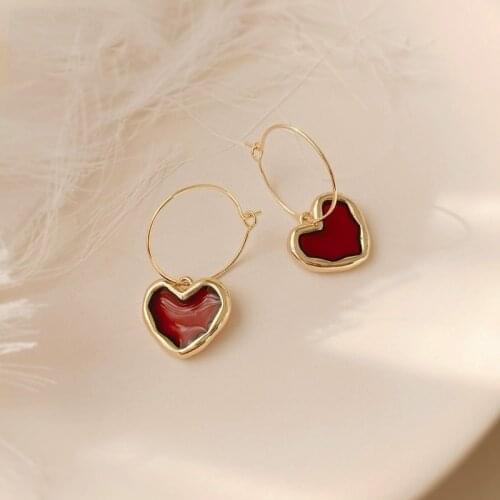 Red Heart-shaped Circle Earrings Retro Classic Temperament Fashion Simple Earrings Trendy Ladies Minority Earrings