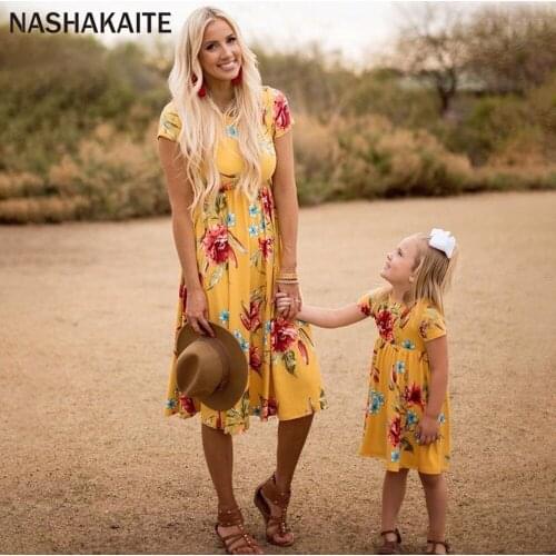 NASHAKAITE 2021 Mother And Daughter Dresses Floral Printed Round Neck Dress Mommy And Me Clothes Family Look Mother And Daughter
