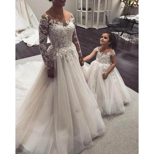 Elegant Jewel Neck Vintage A-line Wedding Dresses Long Sleeve Lace up Back Sequin Beaded Bridal Wedding Gowns robe de mariee