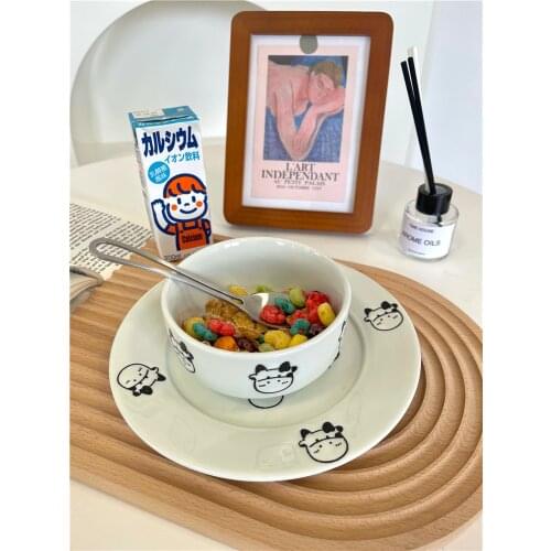 Ceramic White Small Cow Embossed Plate Cute Cartoon Platos Bowl Set Dessert Bowl Salad Plate Combination Tableware