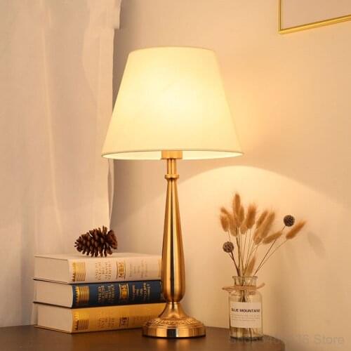 American Light Luxury Table Lamp Simple and Warm Bedroom Bedside Study Living Room Home Lobby Exhibition Hall Decoration Lamps