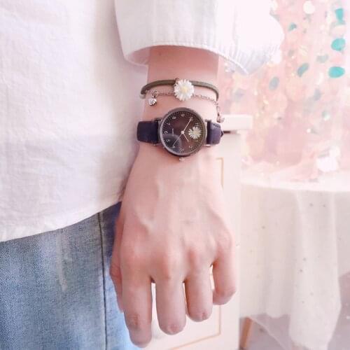 New Fashion Small Daisies Women Watches 2020 Simple Black Quartz Watch Vintage Leather Ladies Wristwatches Drop Shipping Clock