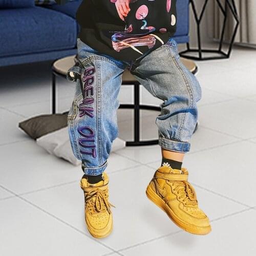 Hot Pants Spring Fall Letter Emboridery Jeans Trousers for Kids Boys Fashion Children Clothing Loose Jeans Pant 4 8 12 14Years