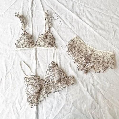 Lace cute love flying sleeve triangle cup bralette naturally gathered side collection bra set wire free women lingerie and panty