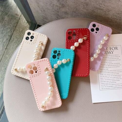 Luxury Pearls Wrist Chian Strap Phone Case For iPhone 12 Min11 Pro X XR XS MAX 7 8 6 6s Plus SE2020 Candy Color Love Soft Case