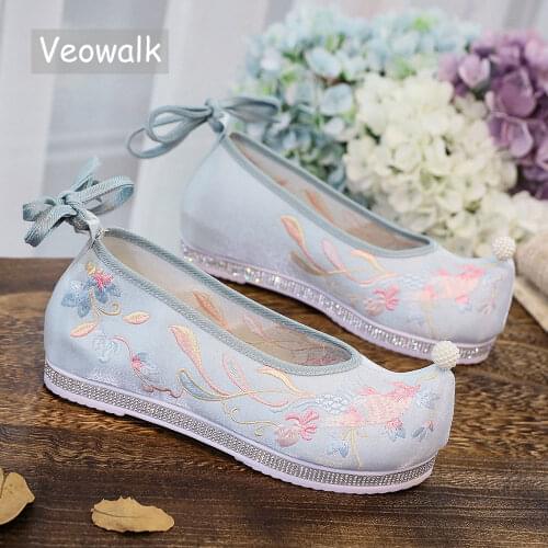 Veowalk Vintage Women Cotton Fabric Costume Platform Flats Hanfu Shoes Chinese Style Embroidery Ladies Comfortable Sneakers