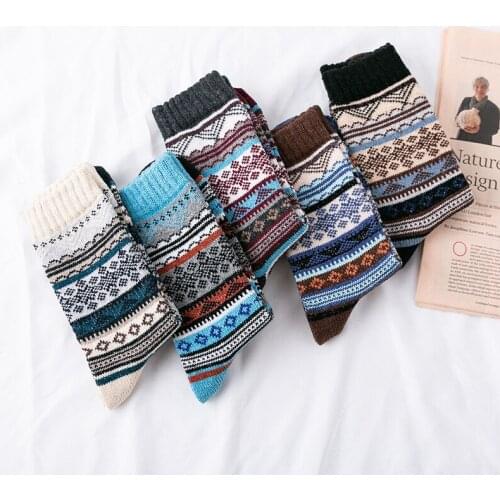 5 Pairs Brand Mens Wool Socks Winter Thicken Sheeps Wool Socks Warm Men Retro Style Colorful Fashion Man Socks High Quality