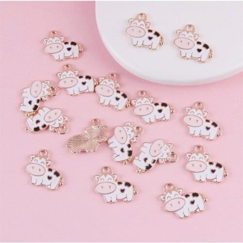 10 White and Black Enamel Cow Charm Wholesale Cartoon Cow Pendants for Animal Jewelry Supplies New Year Charms Cow RT36R3E