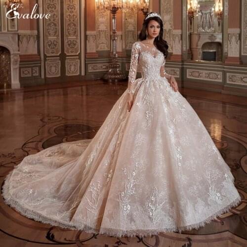 EVALOVE Gorgeous Appliques Lace Ball Gown Wedding Dress Luxury Scoop Neck Beaded Full Sleeve Bridal Gown Customized Wedding Gown