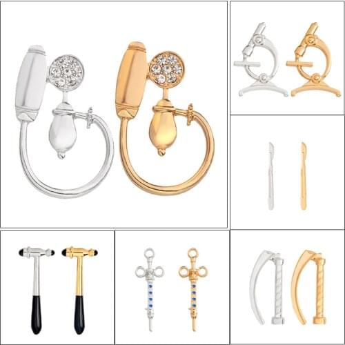Medical Devices Enamel Pin Syringe Scalpel Microscope Percussion Hammer Hijab Lapel Pin Backpack Badge Nurse Doctor Jewelry Gift