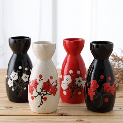 Japanese Maneki Neko Ceramic Retro Sake Bottle 150ml Tokkuri Lucky Cat Geisha Sakura Liquor Sake Dispenser Drinkware Wine Bottle