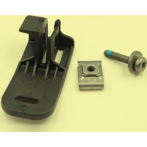 For BMW 2006-11 1 Series 118 120 130i Z4 E89 headlight bracket headlight outer ear buckle clip 63126940664