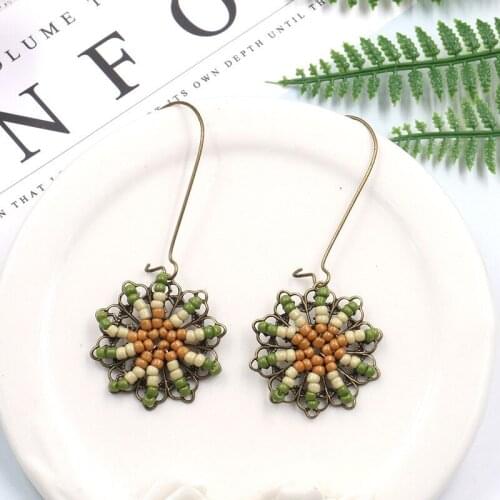 New Design Minimalist Hollow Flower Pattern Beads Allergy Dangle Earrings For Women Jewelry Accessories Gift