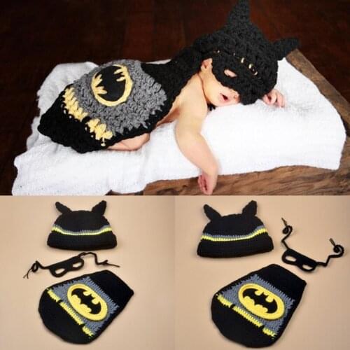 Infants Bat Cosplay Costume Bruce Wayne Bat Crochet Hat Baby Boys Knitted Suit Photography Cosplay Props Christmas Accessory Man